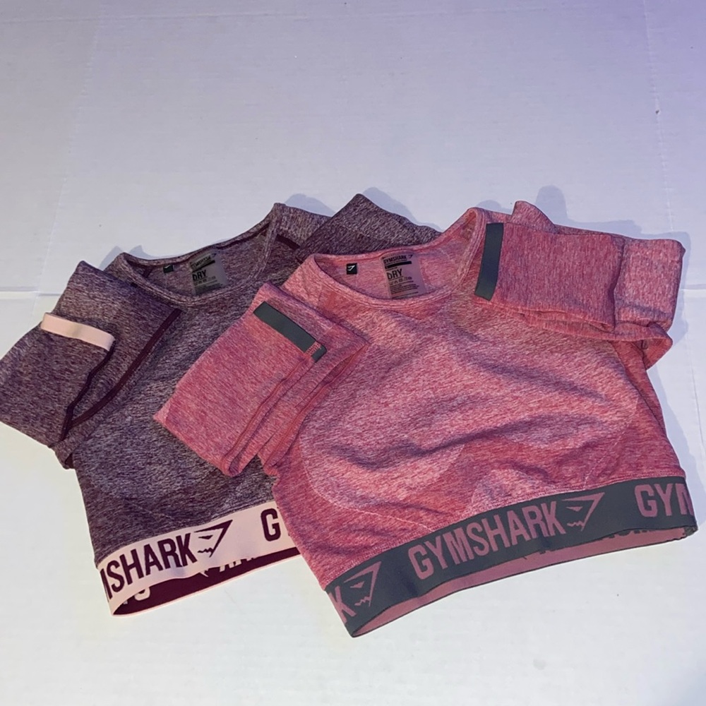 Gymshark Flex Crop top longsleeve.  2 : pink & plumb color. Size small
